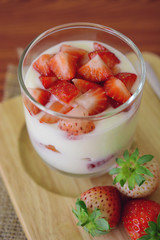 Yogurt with fresh strawberry