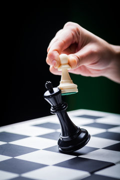 Chess board game
