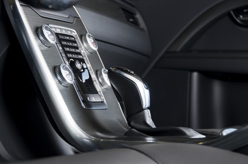 Obraz na płótnie Canvas Gearshift in a modern car