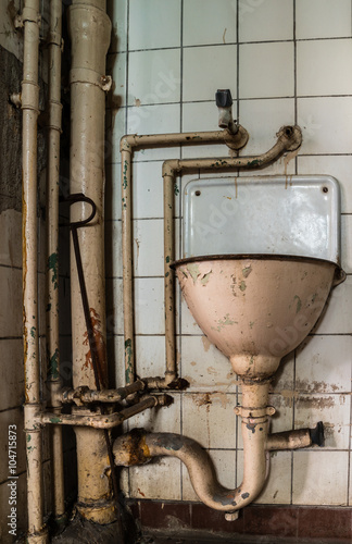 "Antikes Waschbecken" Stockfotos und lizenzfreie Bilder auf Fotolia.com