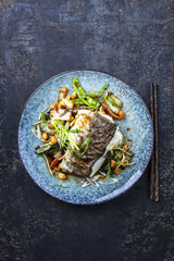 Halibut Filet mit Thaigemüse