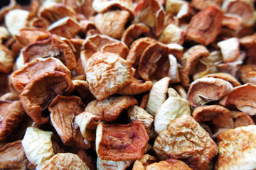 Sliced dried apples
