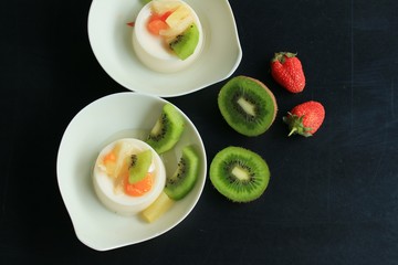 tasty kiwi fruit pudding