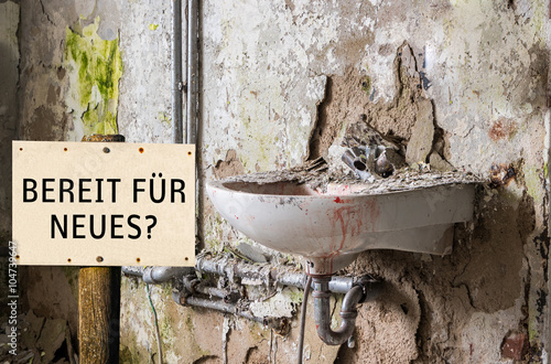 "Zerstörtes Waschbecken" Stockfotos und lizenzfreie Bilder auf Fotolia