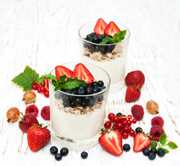 Yogurt with fresh berries