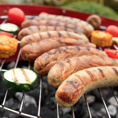 leckere würstchen vom grill 