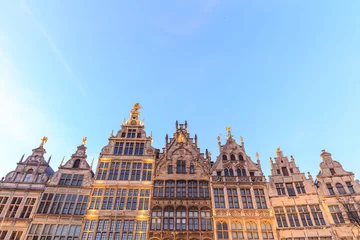 Foto op Plexiglas Typische huizen in de stad Antwerpen bij zonsondergang © pigprox