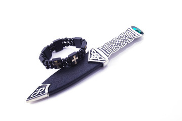 sharp gothic dagger