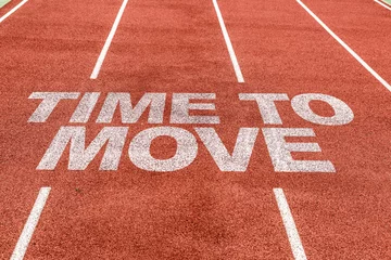Gordijnen Time to Move written on running track © gustavofrazao