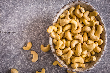 Bowl of cashew above