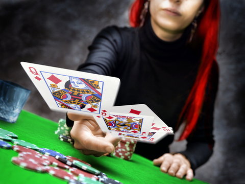 poker cards throw in online casino