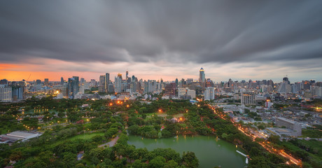 Naklejka premium Pumpinee park