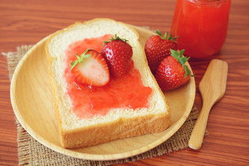 Strawberry jam with bread