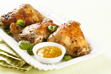 Fried chicken with mango chutney and basil