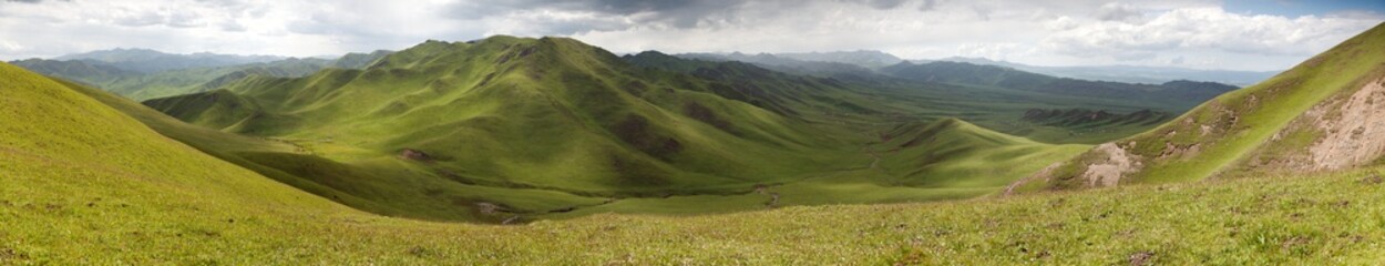 green mountains - East Tibet - Qinghai province - China