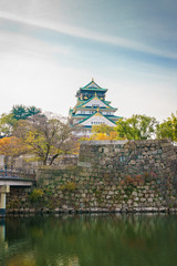 Fototapeta na wymiar Osaka castle in Osaka Japan