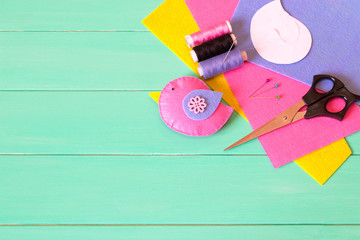 Felt bird - how to make handmade toy