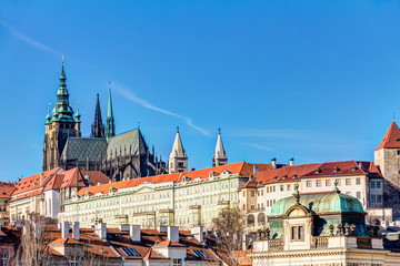Fototapeta na wymiar Prague castle with St. Vitus Cathedral
