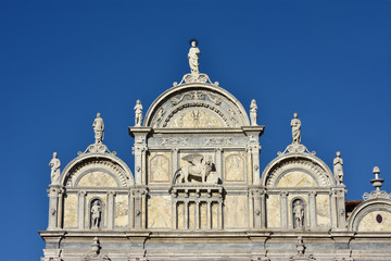 Fototapeta na wymiar Scuola Grande di San Marco beautiful renaissance facade with Ven