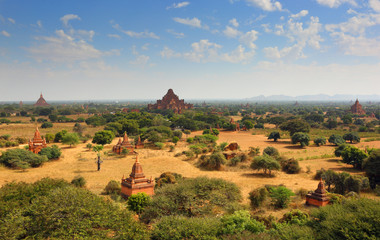 Fototapeta na wymiar Temples in Bagan, Myanmar