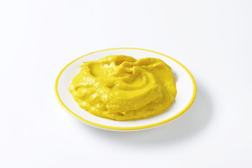 Yellow mustard