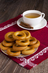 cup of tea and bagels