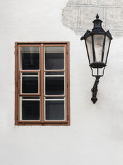 Fototapeta na wymiar lamp and window