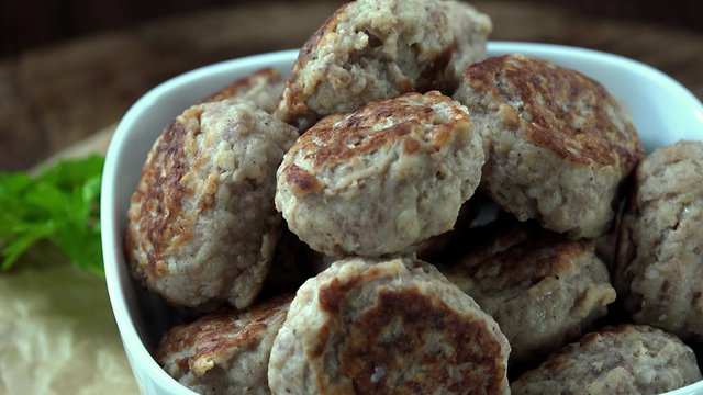 Rotating Mini Burgers (not seamless loopable 4K UHD footage)