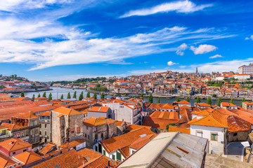 Fototapeta na wymiar Porto, Portugal Skyline