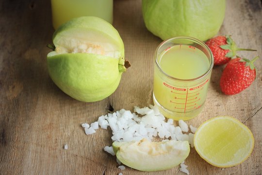 fresh guava fruit juice