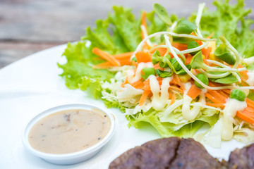 Grilled steak and vegetable salad