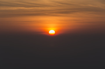 Fototapeta premium Sunrise in the morning, sunrise with clouds.