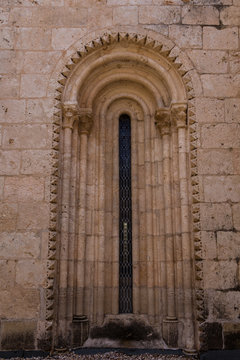 Ventana de la Iglesia de San Miguel en Brihuega, Guadalajara