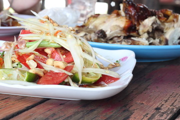 green papaya salad thai food