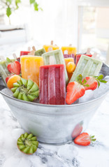 Hausgemachte Eis am Stiel