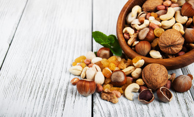 different types of nuts