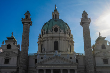 Fototapeta na wymiar Karlskirche church in Wien