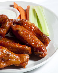 saucy chicken wings