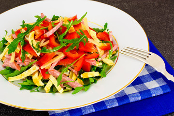 Salad with Arugula, Scrambled Eggs, Ham, Cheese, Peppers