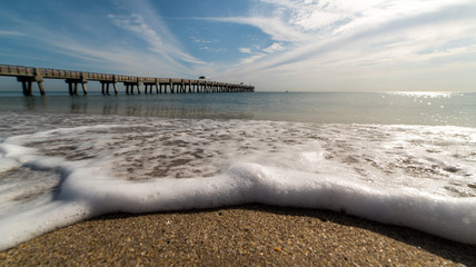 Sunny Florida Oceanscape with foaming waves © bartystewart