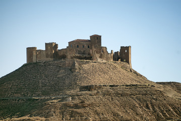 Fototapeta na wymiar Ruins of fortress near Huesca (Aragon)