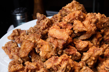 鶏肉の唐揚げ