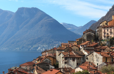 Obraz premium Colonno, lago di Como