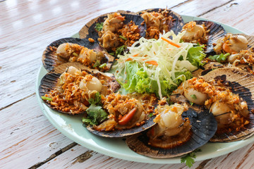 Scallop in Shell garlic fans steamed