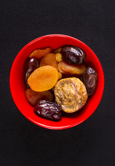 dried and fresh fruits
