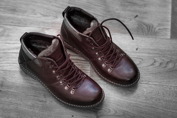 winter boots to lace