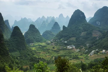 Deurstickers Karst mountains around Yangshuo © estivillml