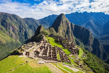 Zelfklevend Fotobehang Macchu Picchu © saiko3p
