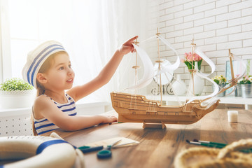 Obraz premium dreams of sea, adventures and travel