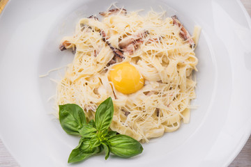 pasta carbonara